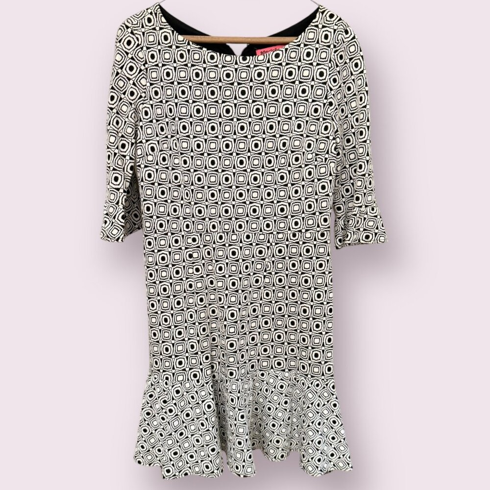 🖤 BETSEY JOHNSON Geometric Print Dress | Size 8 | Black/White 🖤